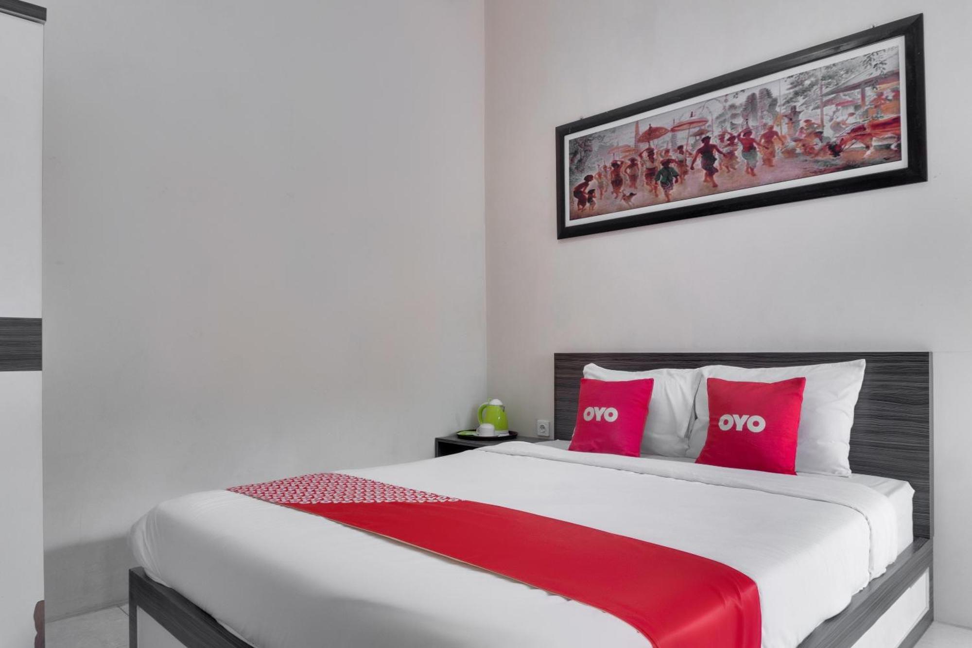 Super Oyo 1579 Kate'El Inn Banyuwangi  Exteriör bild